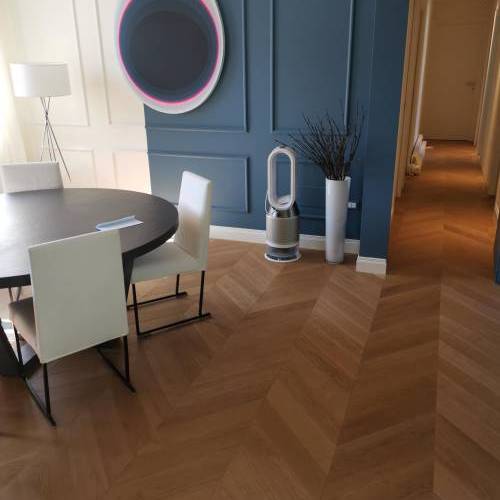 Spina francese con angolo 45° prima scelta tinta nocciola con finitura opaca 